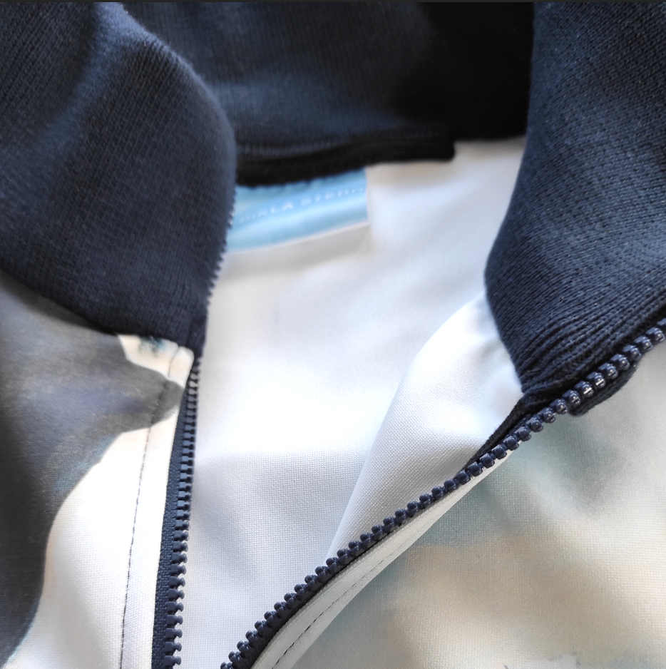 Desinger Trainingsjacke – Kunstwerk WELTENKINDER – Limitierte Edition /50
