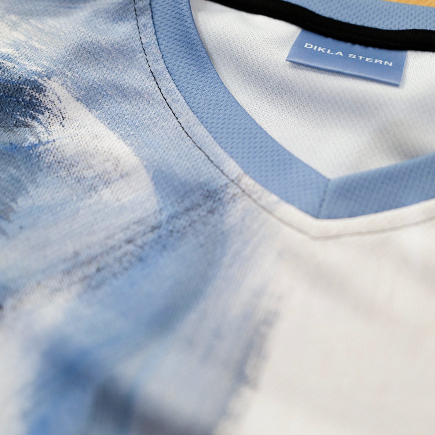 Herren Shirt Slim – Kunstwerk CUTTINGS – Limitierte Edition /50