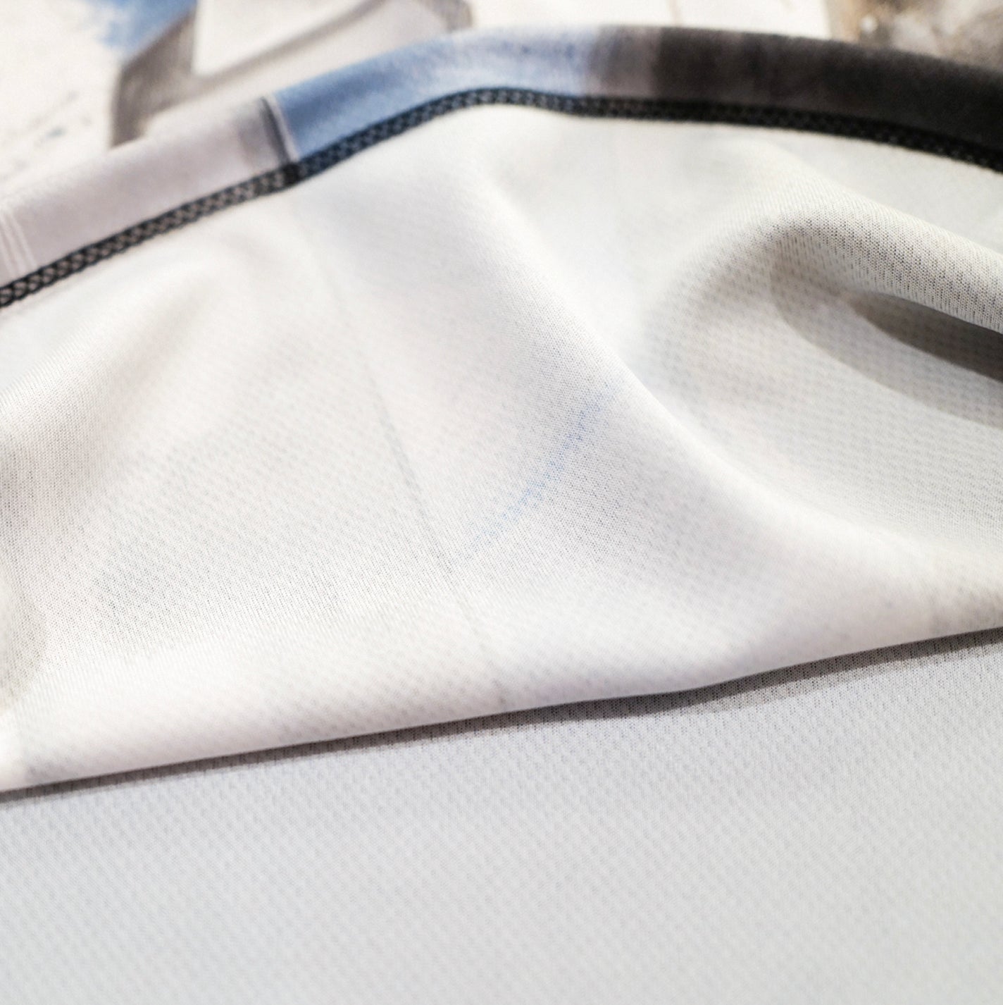 Herren Shirt Slim – Kunstwerk CUTTINGS – Limitierte Edition /50